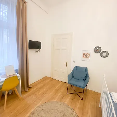 Perfect Apartment *